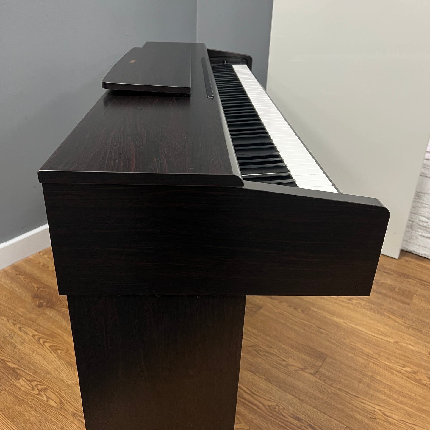 Yamaha YDP144 Rosewood Digital Piano: Serial No: BCZH01180 | Second Hand