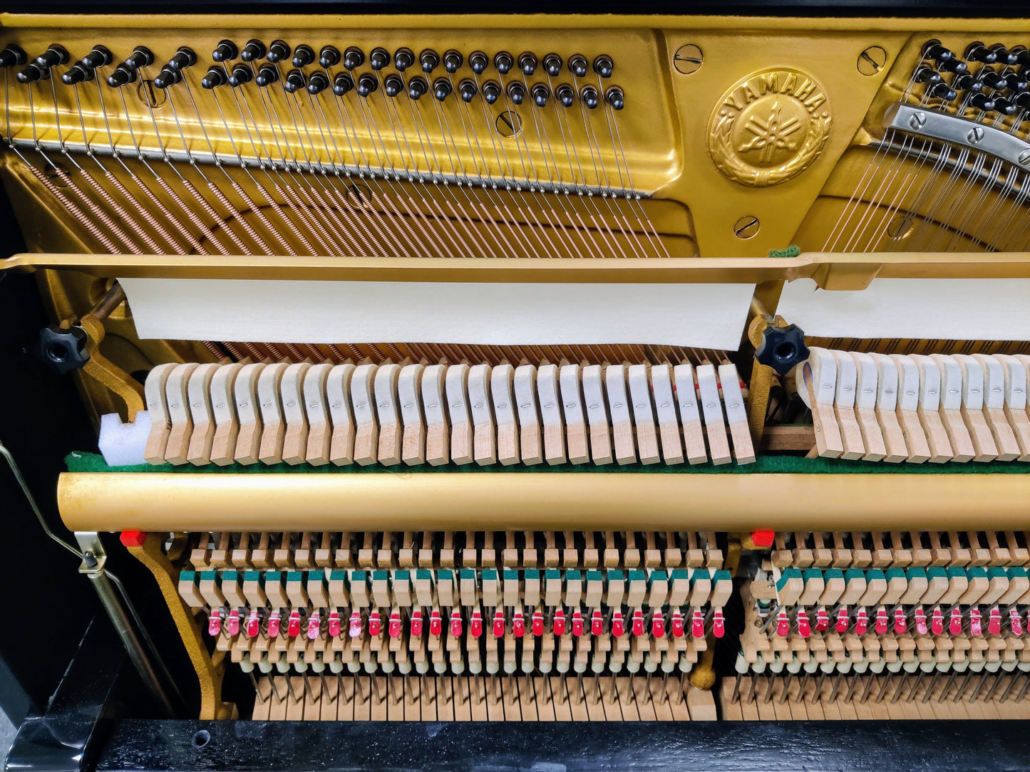 Yamaha Certified Reconditioned U3 Upright Piano; Polished Ebony: Serial No: H2197452