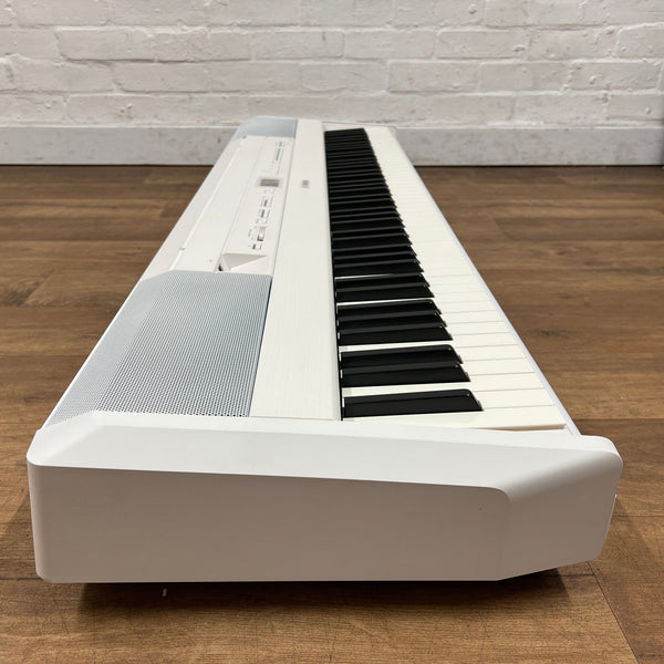 Yamaha P515 Digital Piano Ex Display With Stand White