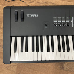 Second Hand Yamaha MX88 88 Note Synthesizer Keyboard; Black: Serial No: BBDM01002