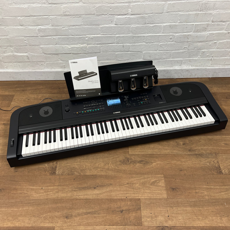 Second Hand Yamaha Dgx670 Portable Piano In Black With Fc35 Triple