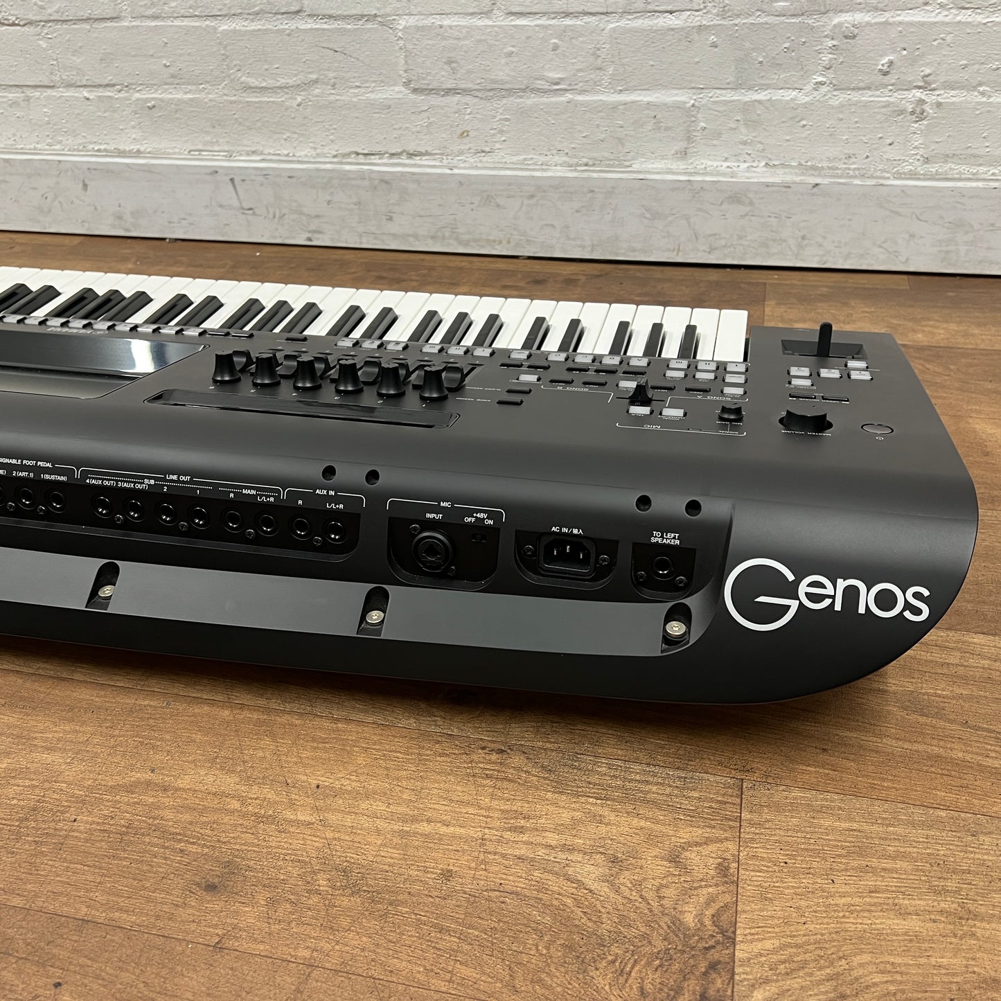 Second Hand Yamaha Genos 1 Arranger Workstation Keyboard: Serial No: BEZZ01009