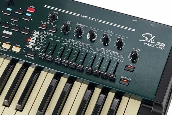 Hammond SK PRO 73 Essentials Bundle | Bonners Music