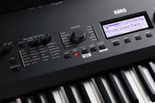 Korg Kross 2 61 Key Synthesizer Workstation; Matt Black